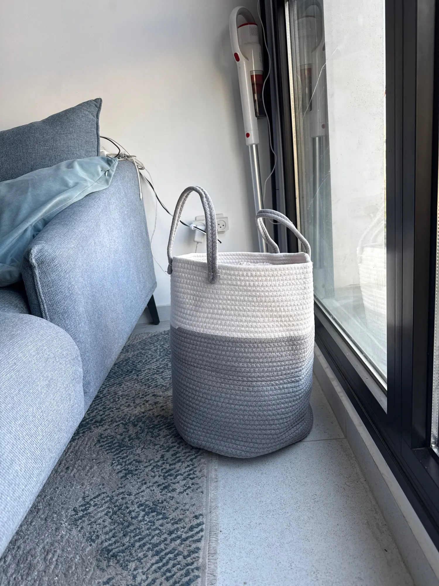 Chic Woven Rope Hamper: Stylish Storage for Laundry & Toys photo review