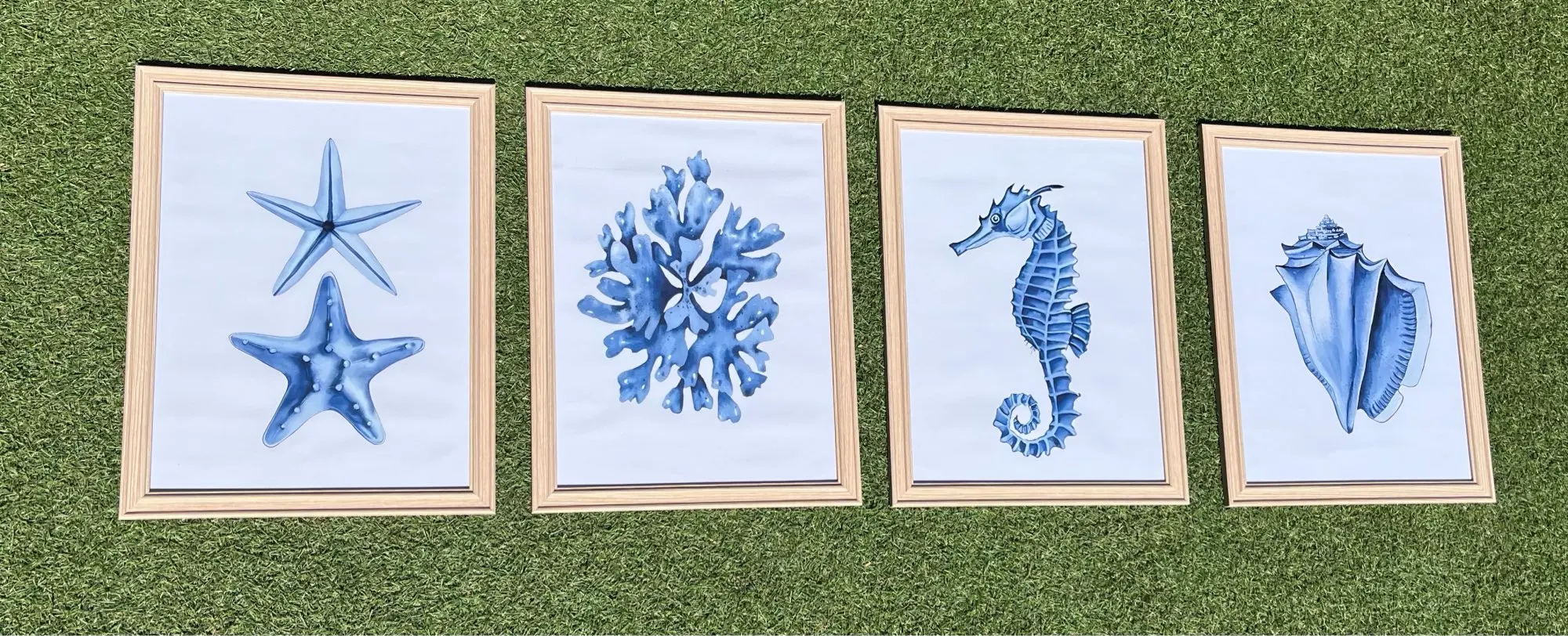 Nautical Canvas Prints: Coastal Seahorse & Lobster Art photo review