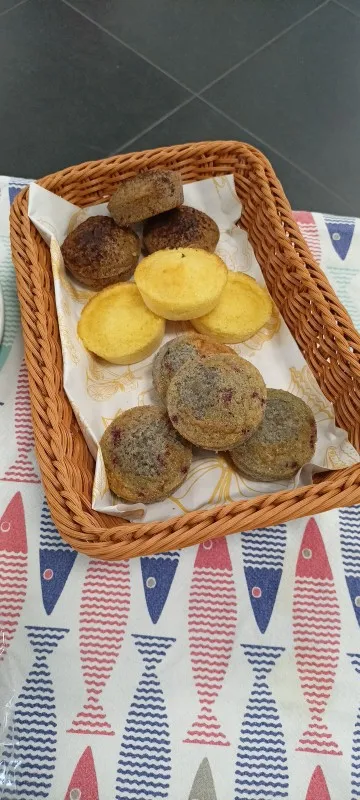 Chic Hand-Woven Rattan Basket for Stylish Storage Solutions photo review