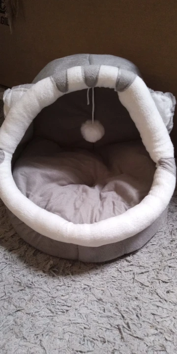 Cozy Cotton Cat Cave: Warm Pet Bed for Cats & Small Dogs photo review