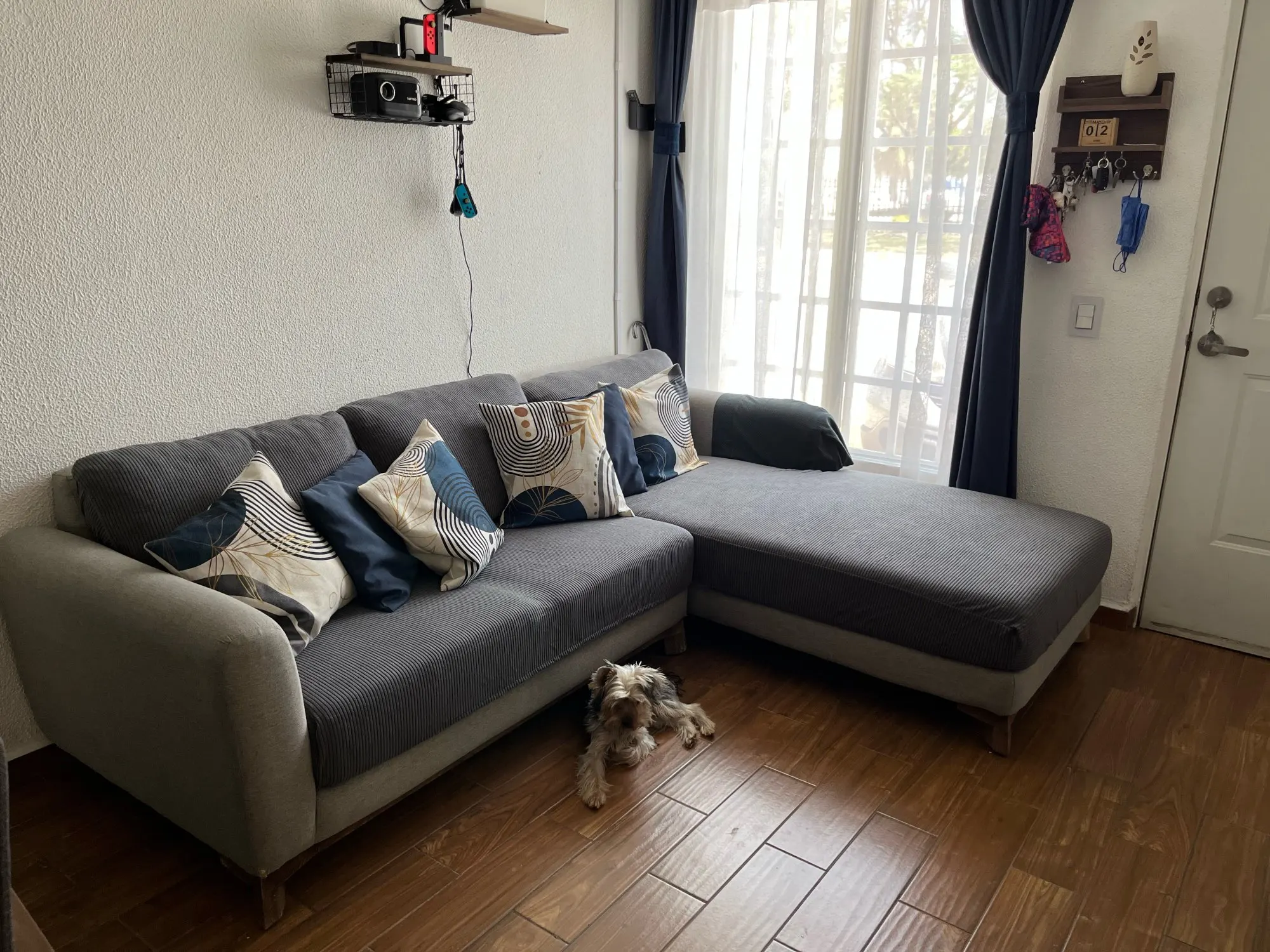 Elegant Jacquard Sofa Seat Cover - Easy-Clean Stripe Design photo review