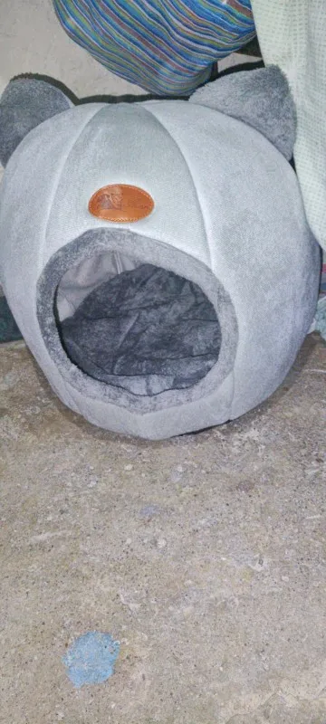 Cozy Cotton Cat Cave: Ultimate Winter Pet Bed Retreat photo review