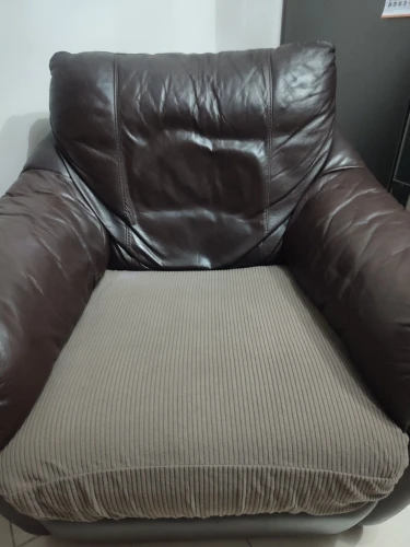 Elegant Jacquard Sofa Seat Cover - Easy-Clean Stripe Design photo review