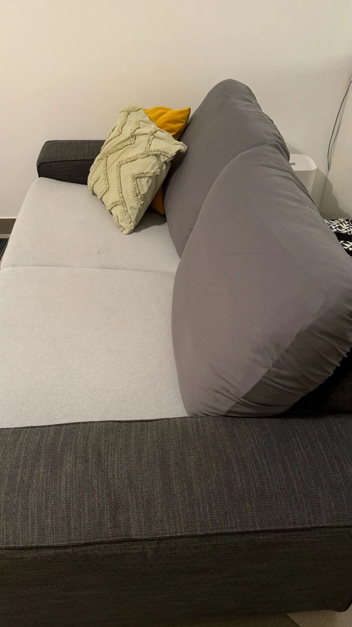 Waterproof Sofa Cushion Cover - Elastic Pet & Kid Protector photo review