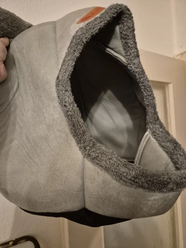 Cozy Cotton Cat Cave: Ultimate Winter Pet Bed Retreat photo review