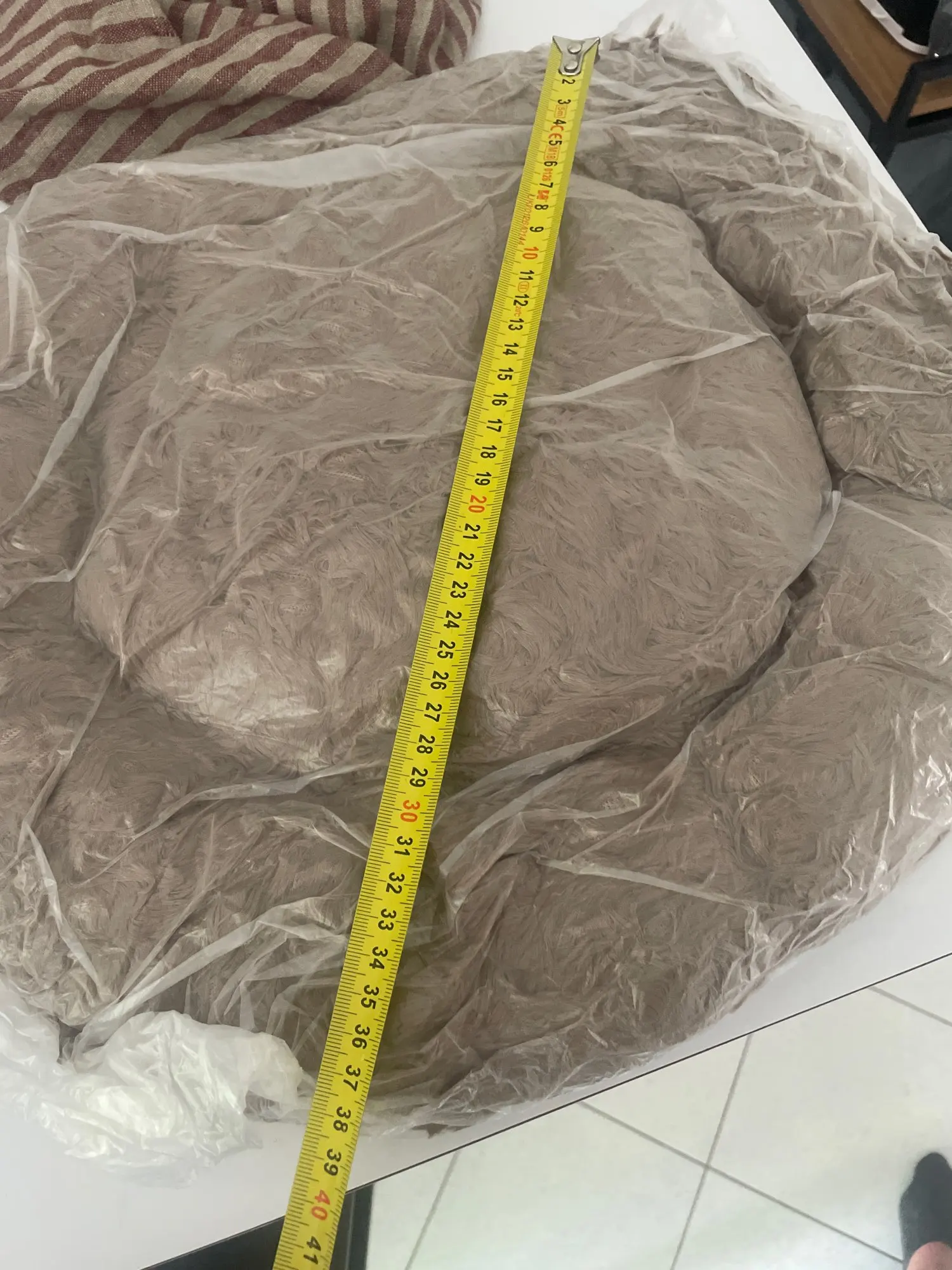 Cozy Plush Cat Bed for Ultimate Warmth & Comfort photo review