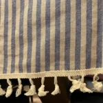 Chic Cotton Linen Stripe Tablecloth with Tassels for Dining Elegance photo review