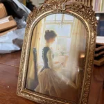 Elegant Gold Arch Photo Frame - Timeless Memory Display photo review