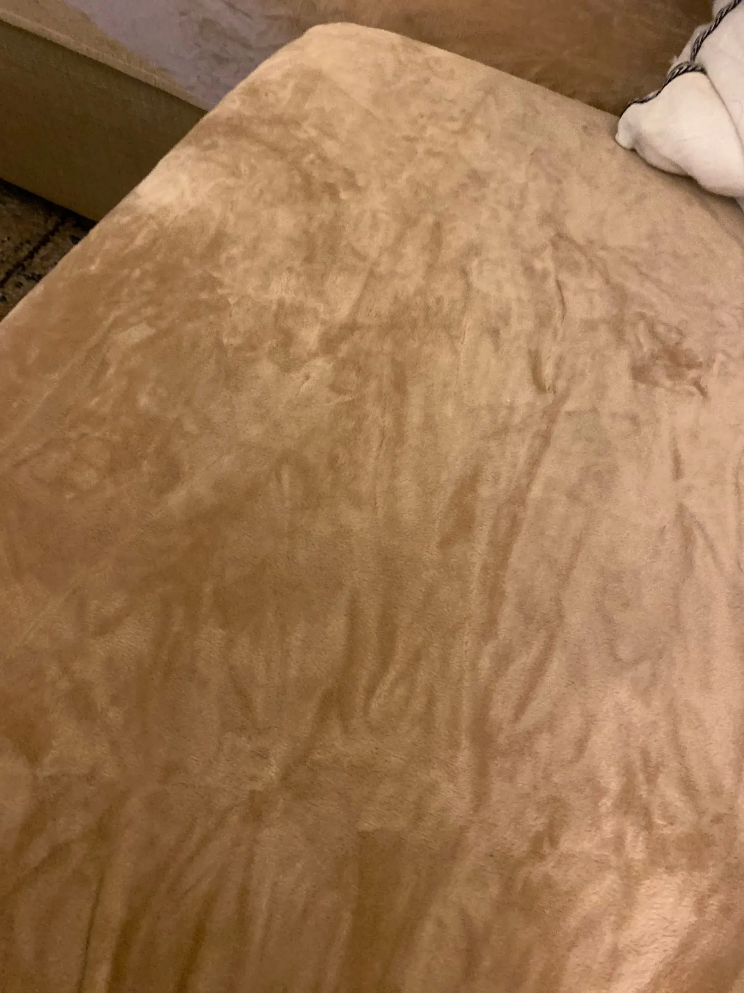 Plush Anti-Slip Sofa Slipcover for Cozy Home Style photo review