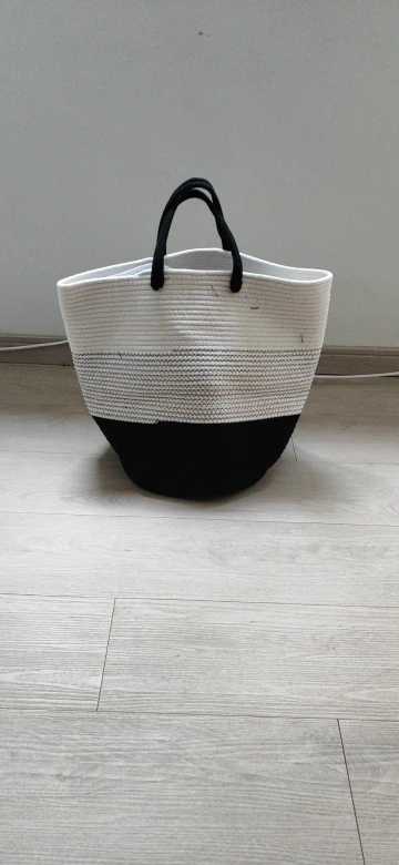 Chic Woven Rope Hamper: Stylish Storage for Laundry & Toys photo review