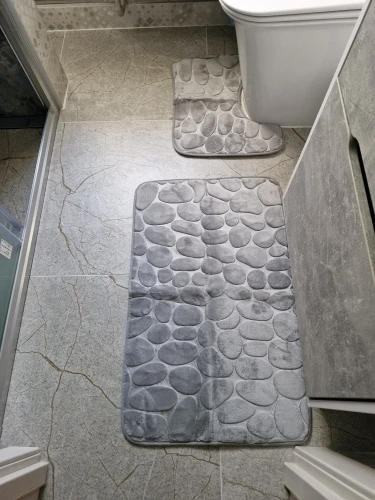 Luxurious 3-Piece Cobblestone Bath Mat Set - Non-Slip & Absorbent photo review