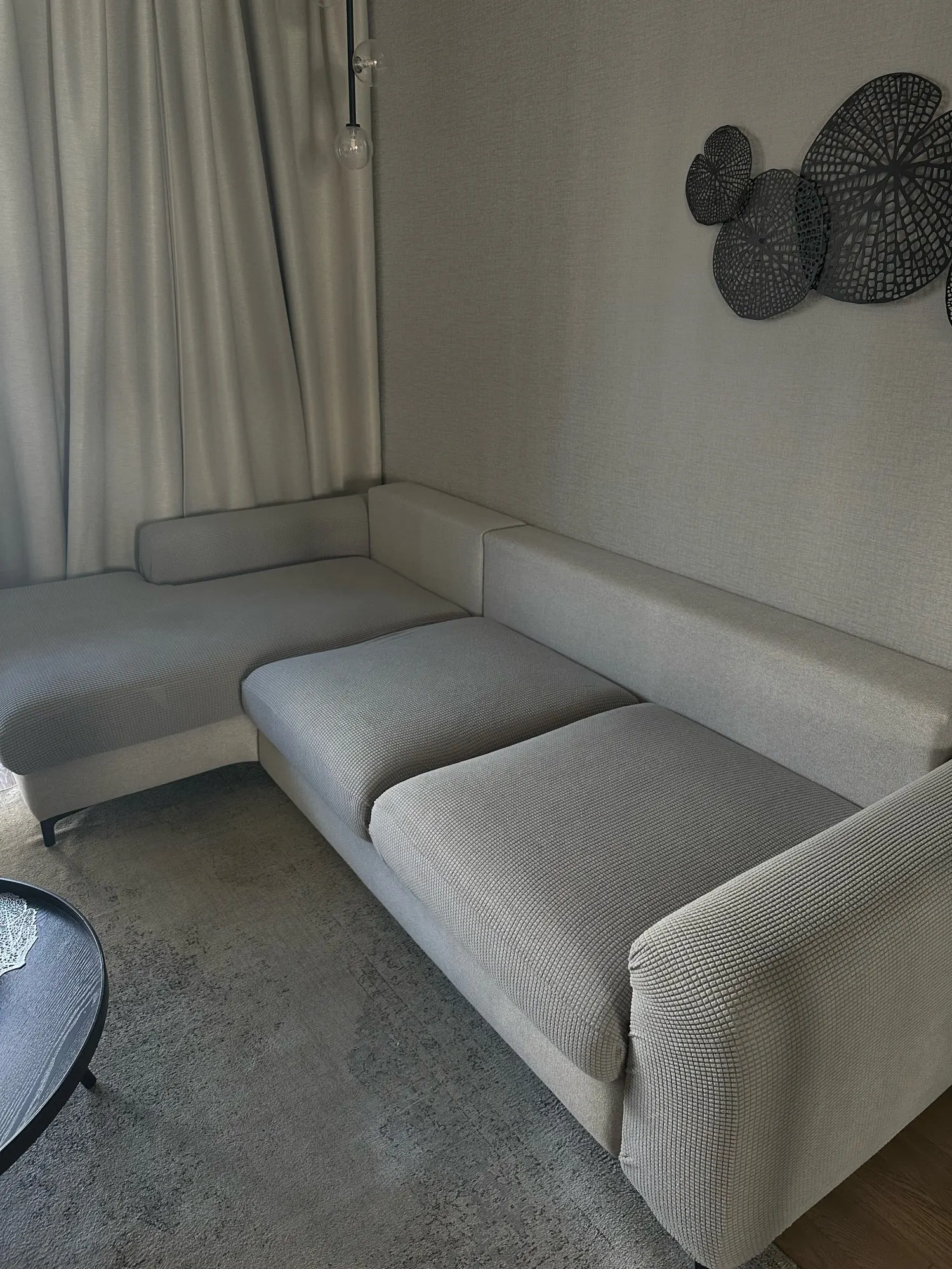 Luxurious Stretch Sofa Cover – Ultimate Living Room Protection photo review