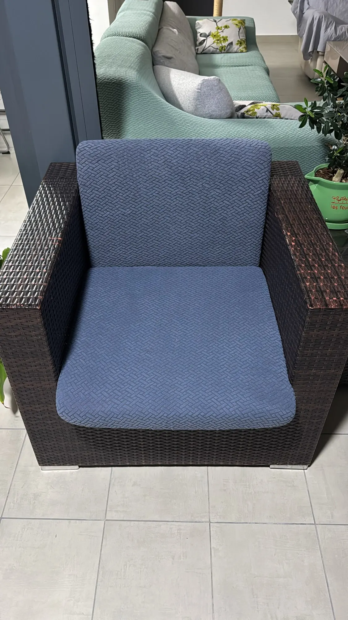 Elegant Jacquard Sofa Cover - Soft, Stretchy Protection for All Sofas photo review