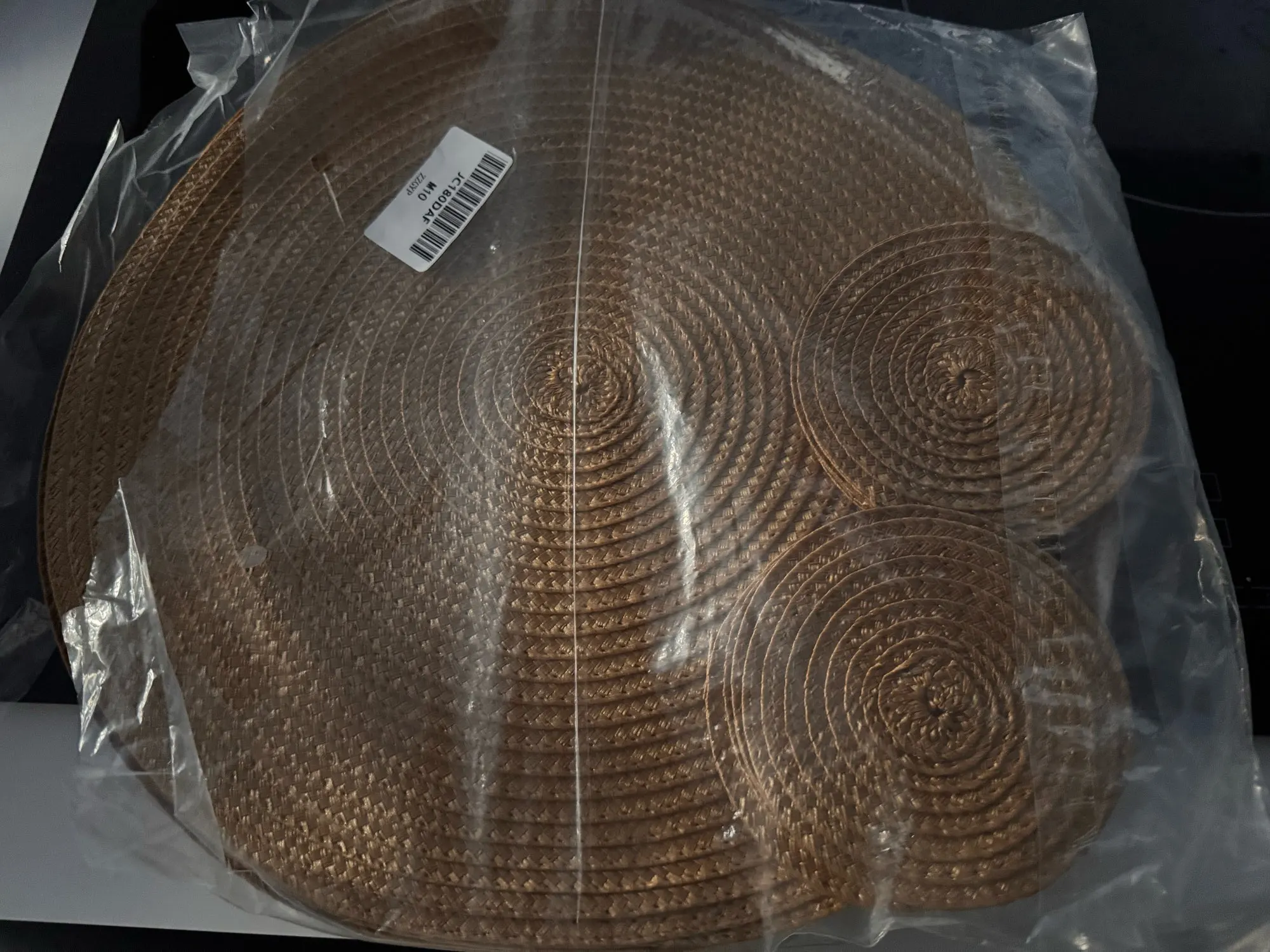 Set of 6 Round Placemats and Coasters Braided Woven Place Mats Washable Heat Resistant Table Mats and Coasters for Dining Table photo review