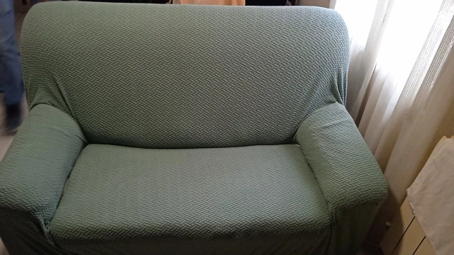 Luxurious Jacquard Sofa Cover for Custom Fit Comfort photo review
