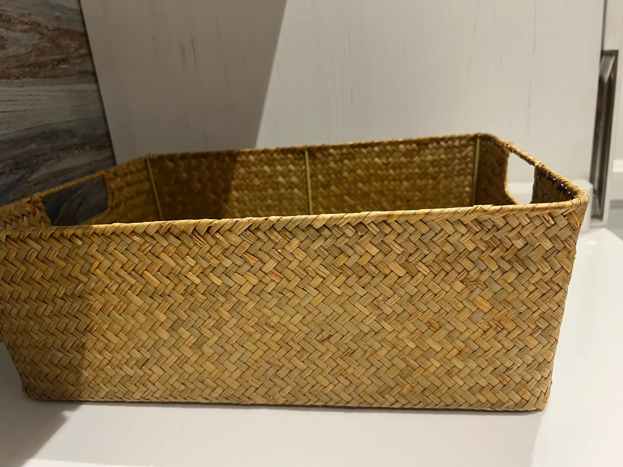 Eco-Friendly Large Seagrass Basket for Stylish Kitchen Storage photo review