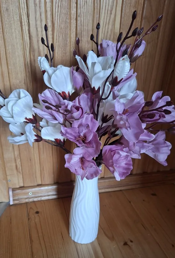 Elegant Magnolia Silk Flower Set - 5 Forks, 20 Heads for Home Decor photo review