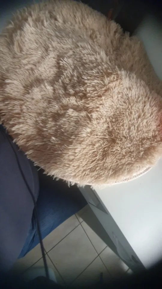 Ultra Cozy Fluffy White Round Rug for Chic Home Decor photo review