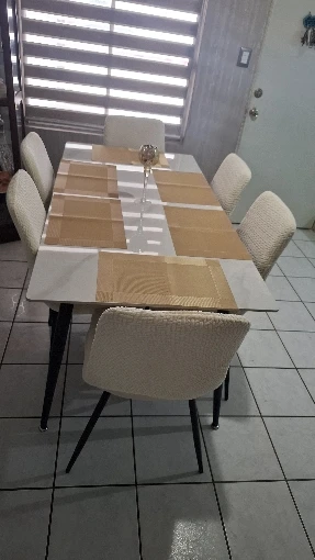 Stylish Heat-Resistant PVC Placemats for Effortless Dining photo review