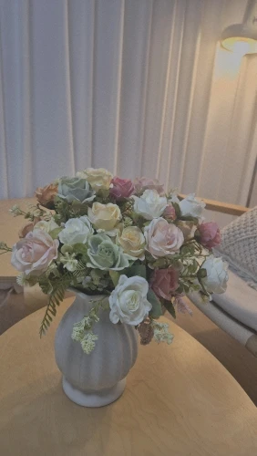 Lifelike 30 cm White Silk Peony Bouquet for Elegant Decor photo review