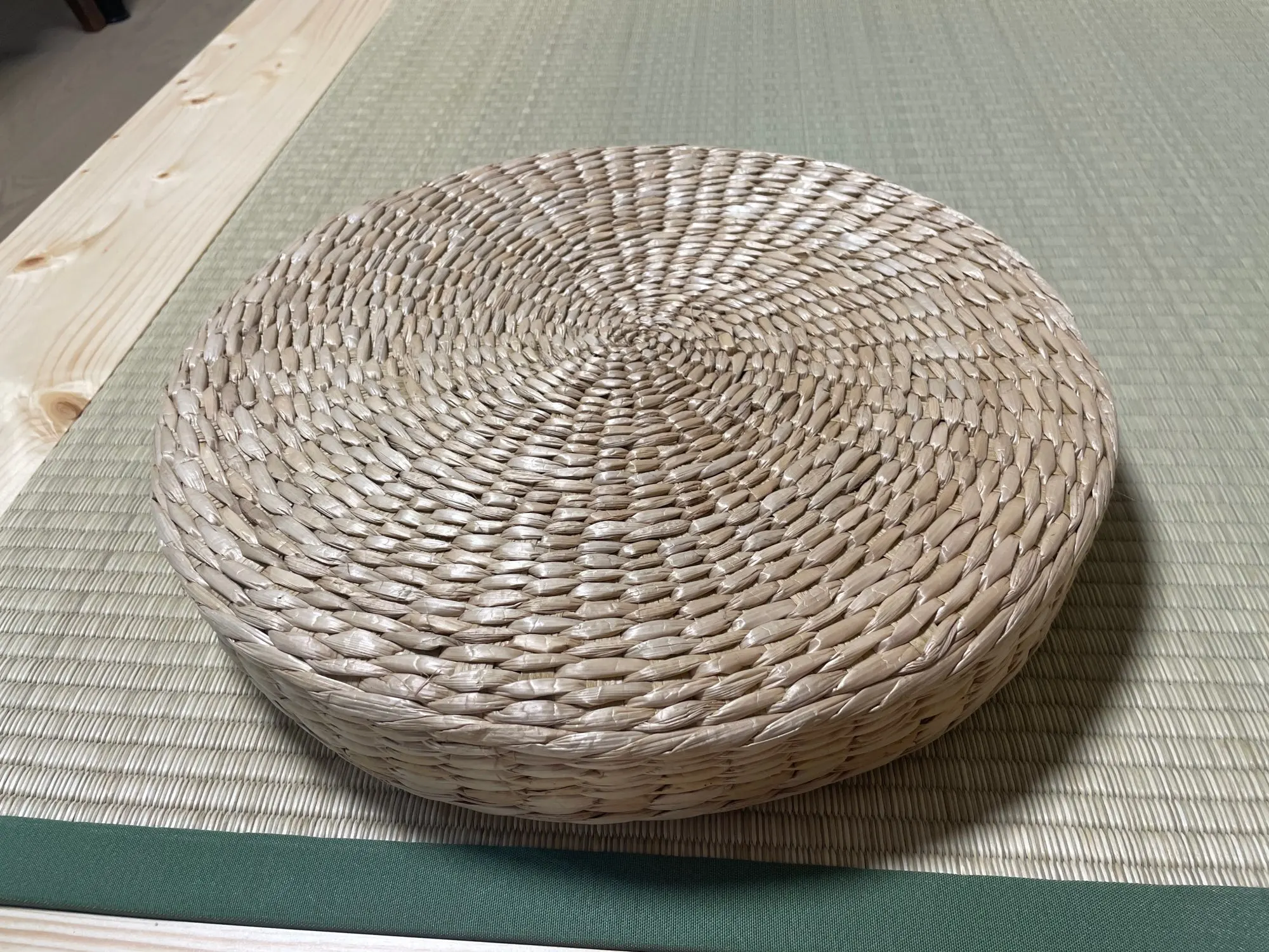 Handmade Woven Natural Straw Round Pouf Tatami Cushion Floor Japanese Style Cushion Home Textile Tea Ceremony Home Ground Mat photo review