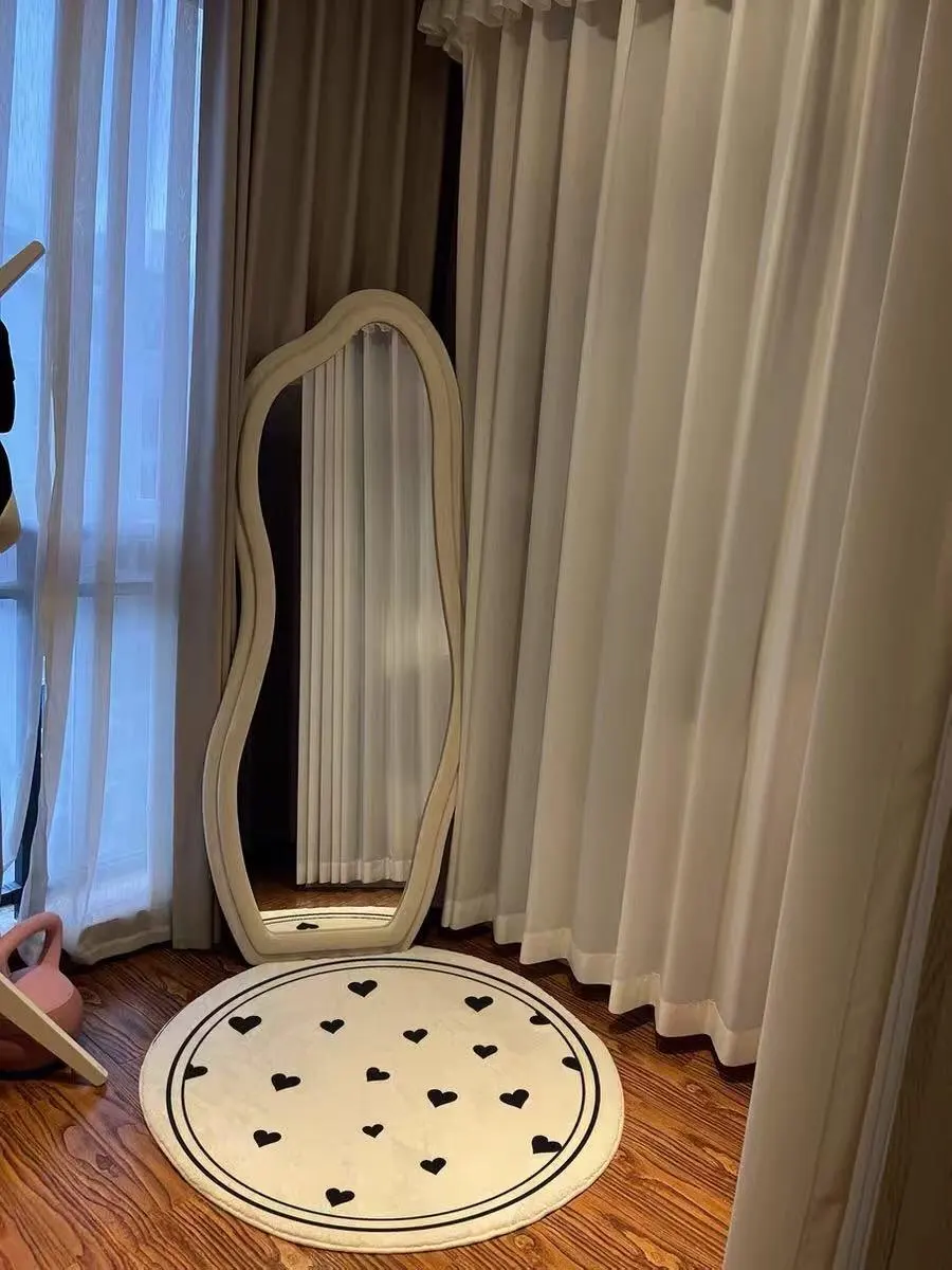 Cozy Modern Round Fluffy Rug for Stylish Bedroom & Lounge photo review