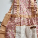 Charming Floral Canvas Apron - Stain Resistant & Stylish photo review