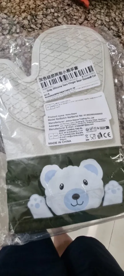 Silicone Heat-Resistant Gloves for Safe Baking & Cooking photo review