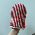 Stylish Heat-Resistant Kitchen Gloves for Safe Cooking photo review