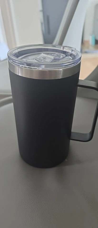 Sleek 680 ml Stainless Steel Travel Mug - Stay Hydrated Anywhere photo review