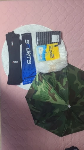 Ultra Cozy Fluffy White Round Rug for Chic Home Decor photo review