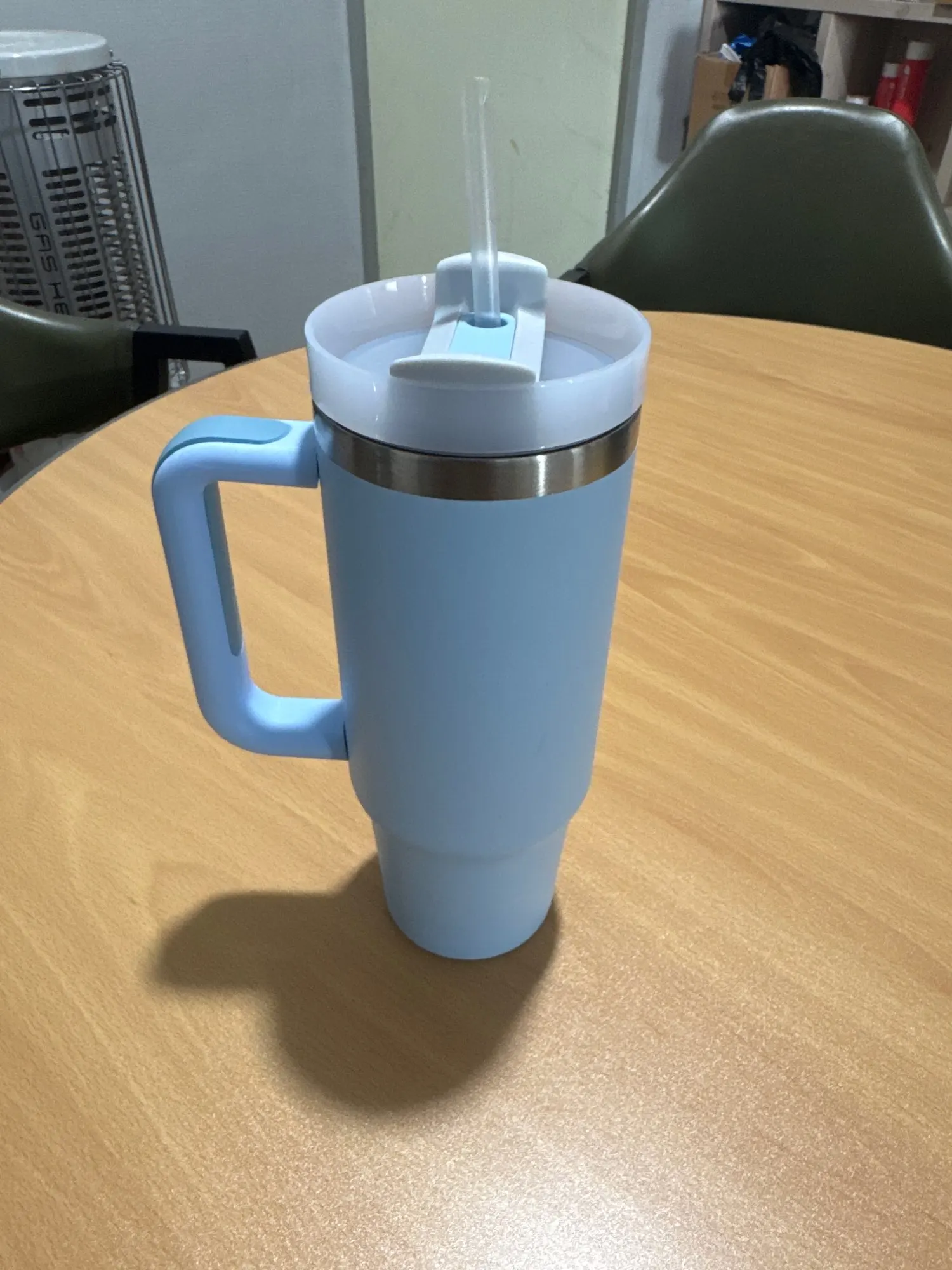 Eco-Friendly Stainless Steel Tumbler with Handle & Straw photo review