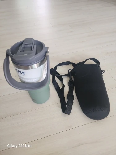 Sleek Tyeso Stainless Steel Thermos - Perfect for Hot & Cold Drinks photo review