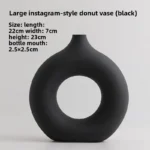 large-ins-donut-plain-vase-black
