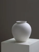 Wabi Sabi Large Cerc Flower Vase for Elegant Floral Display - Image 3