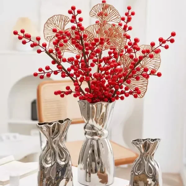 Minimalist Silver Plated Ceramic Vase for Elegant Blooms