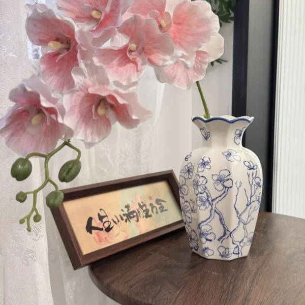 Retro Cerc Blue-and-White Porcelain Vase Floral Decorative Accories for Living Room Fre Flowers Artificial Flowers