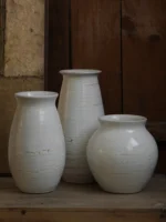 Minimalist White Cerc Flower Vase for Elegant Home Decor