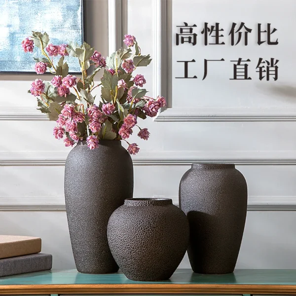 Timeless Jingdezhen Ceramic Vase – Vintage Modern Elegance