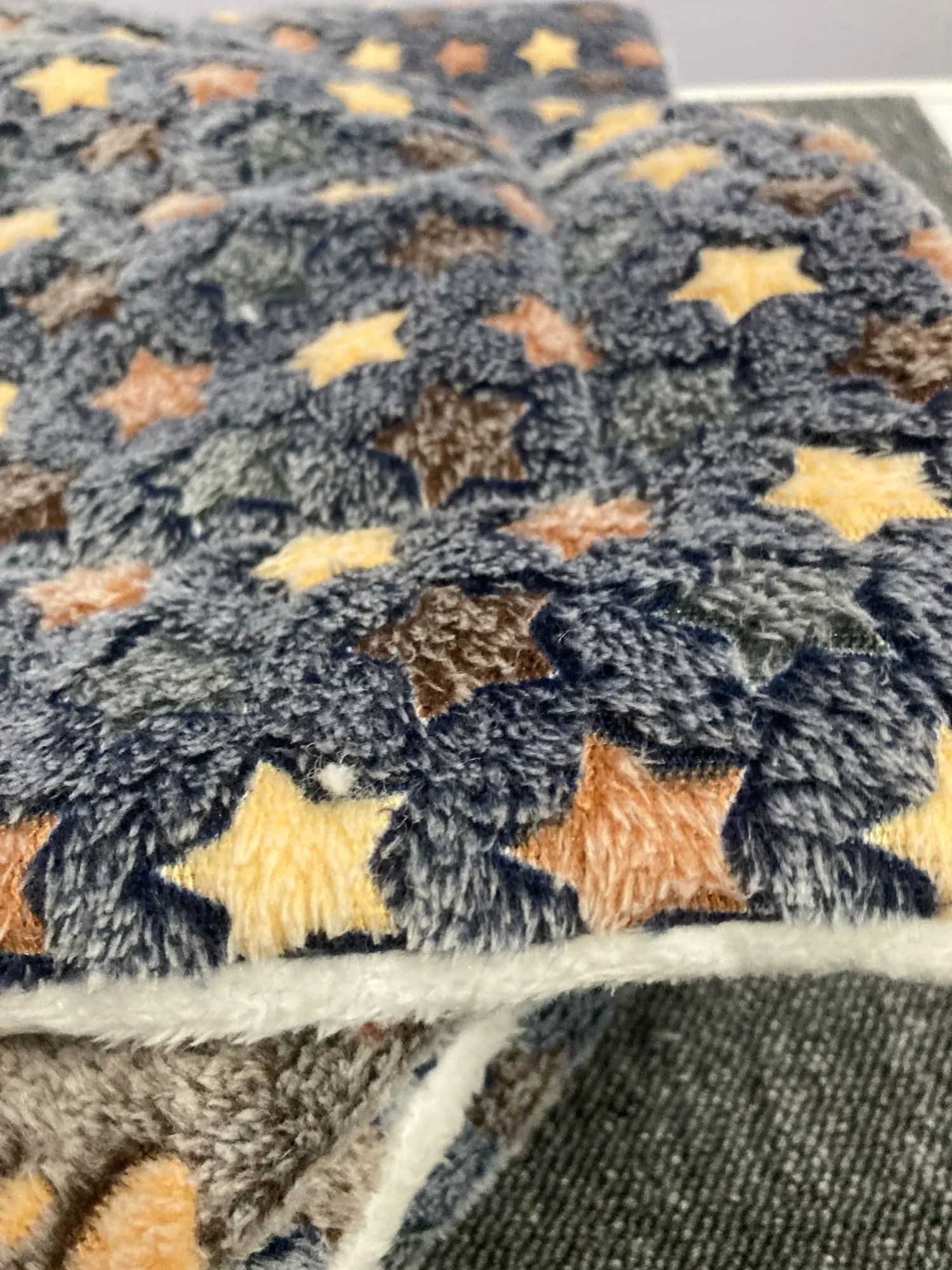 Cozy Flannel Pet Sleeping Mat for Dogs & Cats - 7 Colors Available photo review