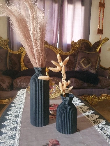 Modern Black Plastic Vase - Chic Boho Decor for Every Room photo review