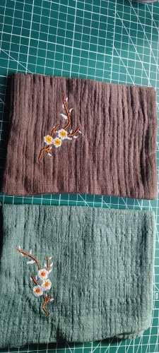 Elegant Cotton Tea Towels - Lightweight & Absorbent Charm photo review