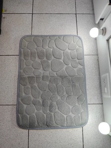 Luxurious Microfiber Pebble Mat for Stylish Home Comfort photo review