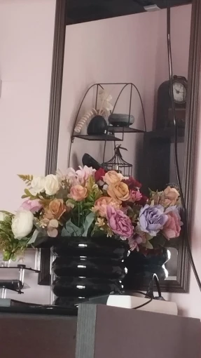 Luxurious Autumn White Silk Roses Bouquet for Timeless Elegance photo review