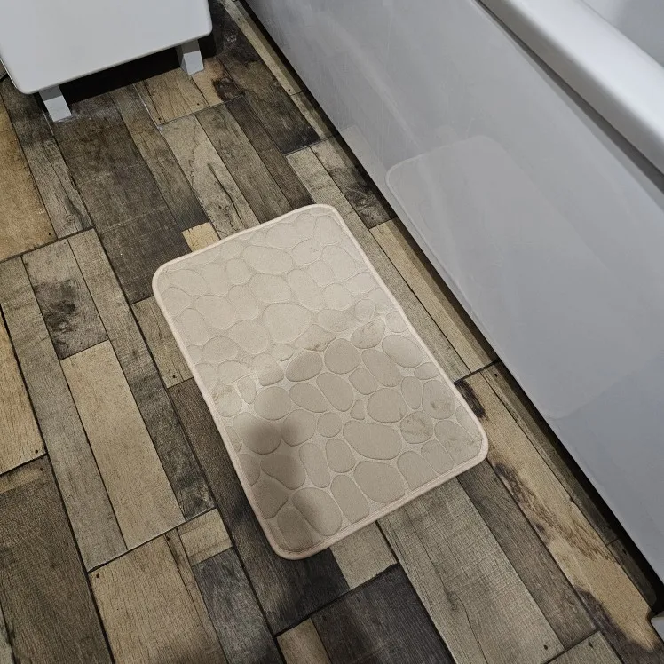 Luxurious Microfiber Pebble Mat for Stylish Home Comfort photo review