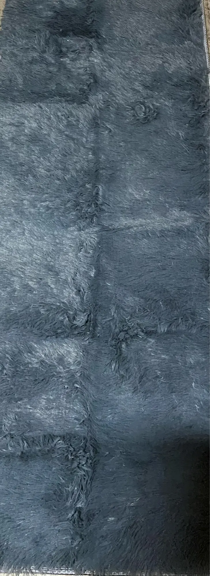 VIKAMA Plush Silk Wool Rug: Ultra-Soft, Washable Comfort! photo review