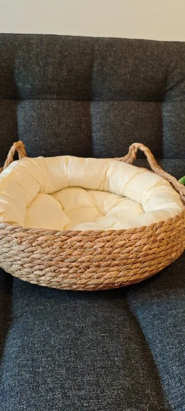 Cozy Four Seasons Handmade Cat Nest - Washable & Detachable photo review