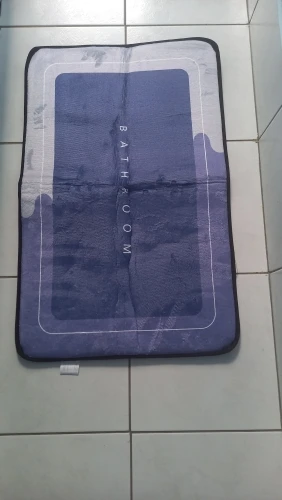 Quick-Dry Non-Slip Bath Mat for Ultimate Comfort & Safety photo review