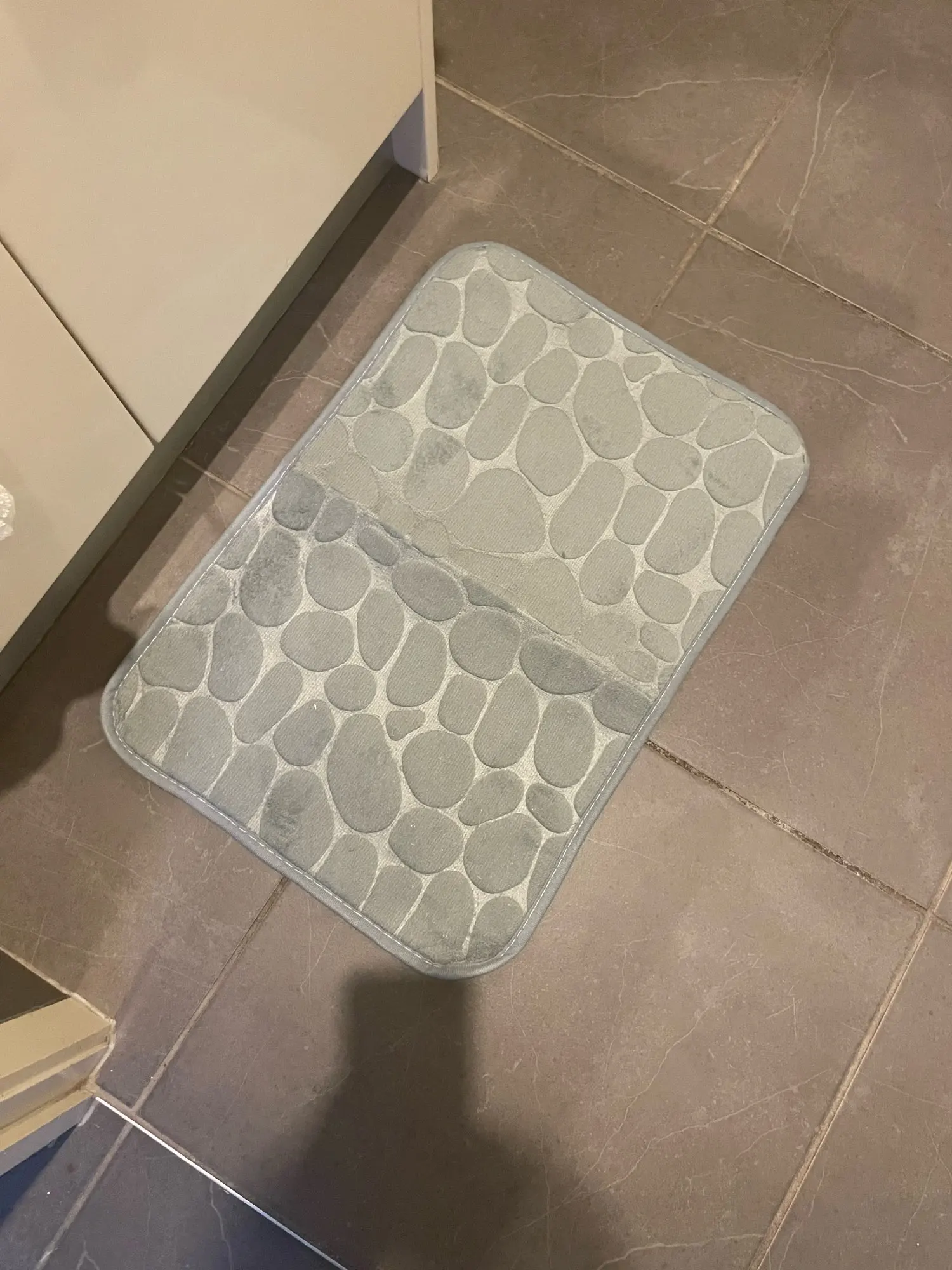 Luxurious Microfiber Pebble Mat for Stylish Home Comfort photo review