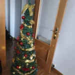 Customizable 6 ft Christmas Tree - Safety Certified & Foldable photo review